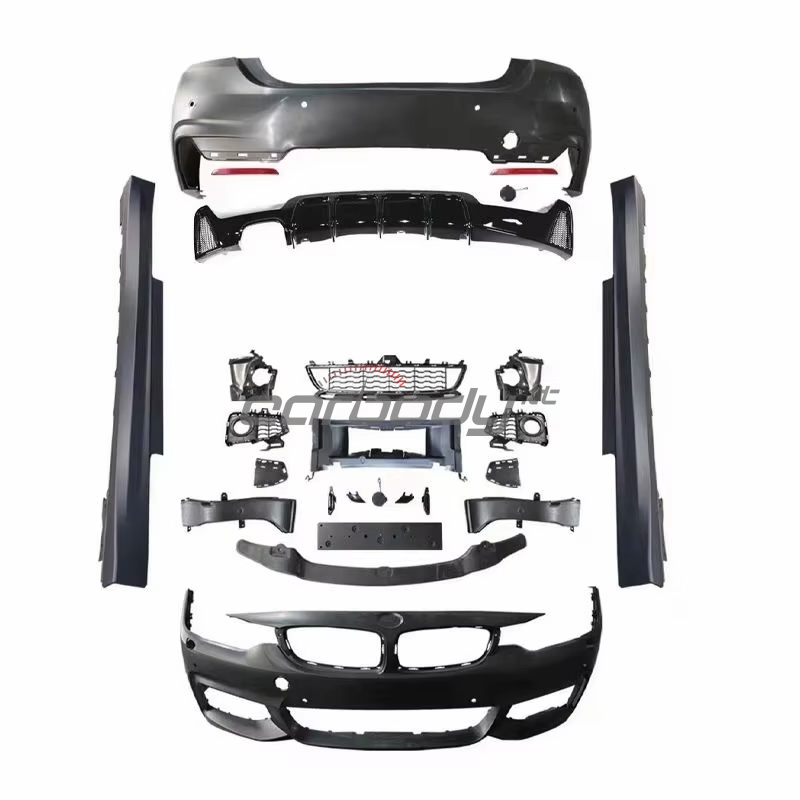 M Sport apdailos komplektas skirtas 4 serijos BMW F32 ir F33 modeliams.