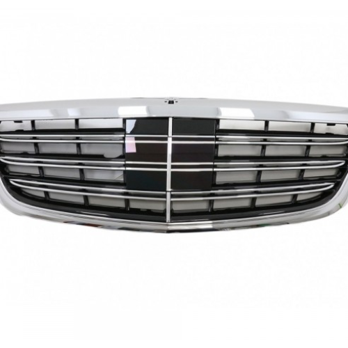 Chromuotos grotelės skirtos Mercedes- Benz W222 modeliui.